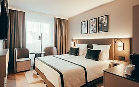 Leonardo Hotel Koeln